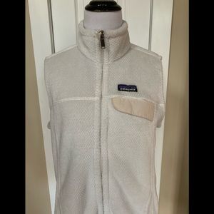 Patagonia Re-tooled cream fleece women’s vest-L